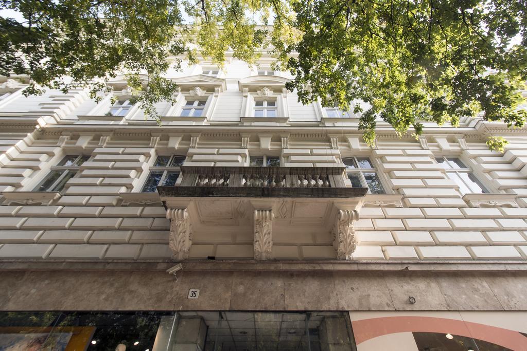 Luxury Apartment By Hi5 -Andrassy Suite Budapesta Exterior foto