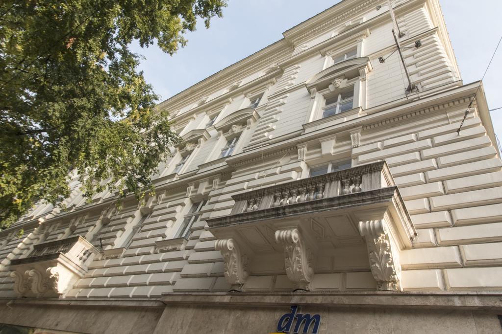 Luxury Apartment By Hi5 -Andrassy Suite Budapesta Exterior foto
